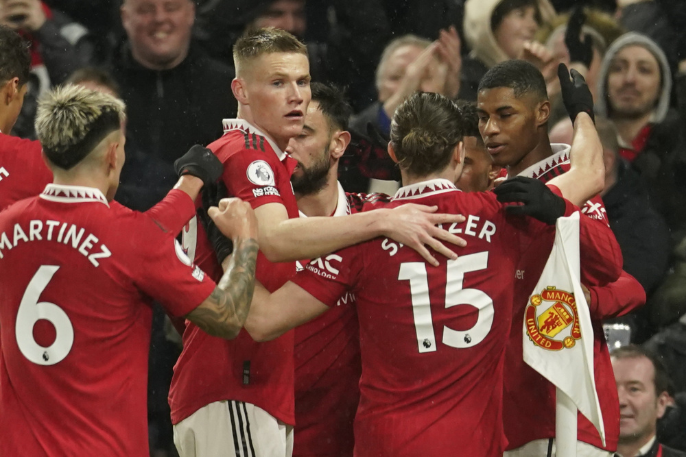 悬念重重 悬念重重