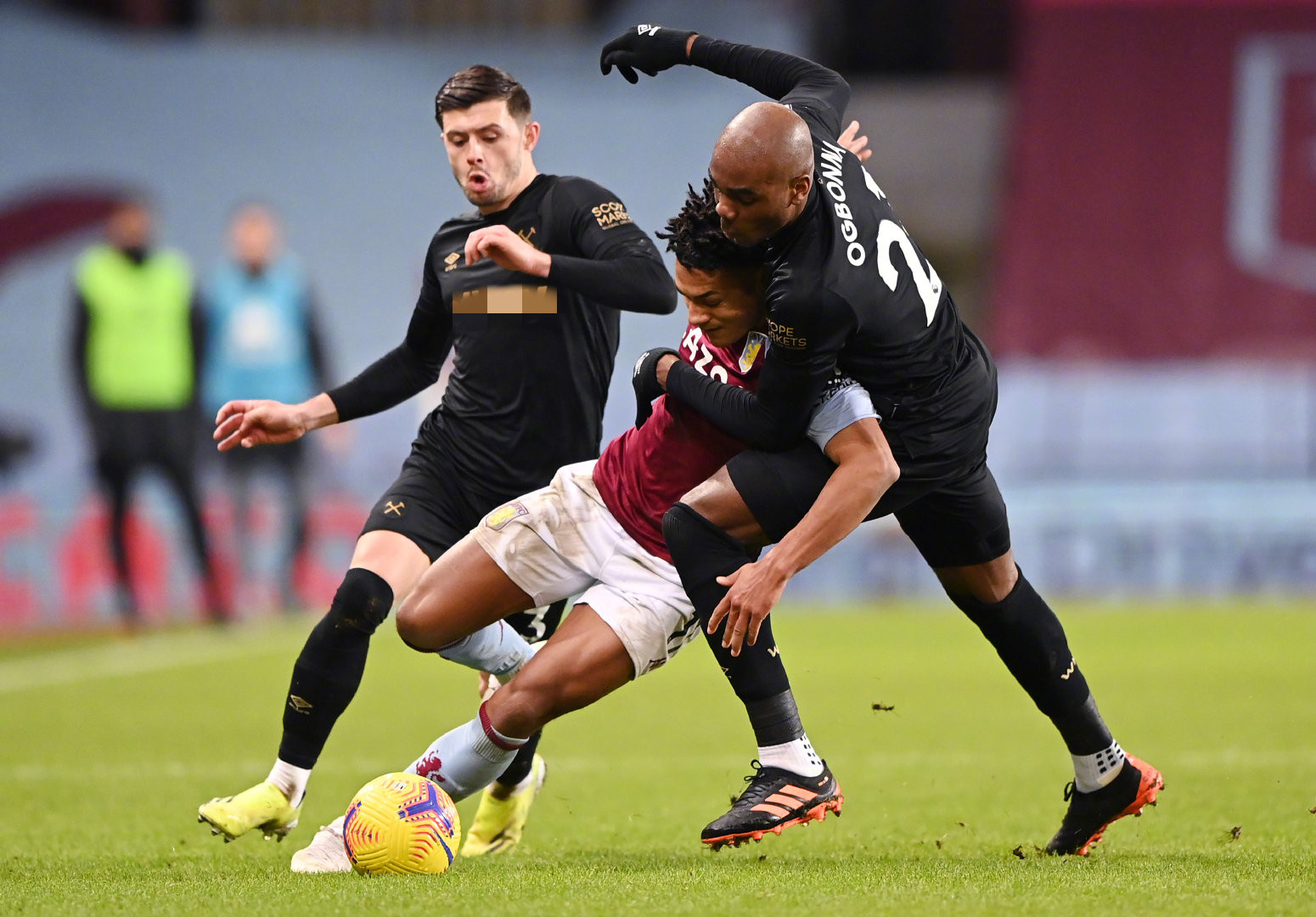 地避开了彼 地避开了彼